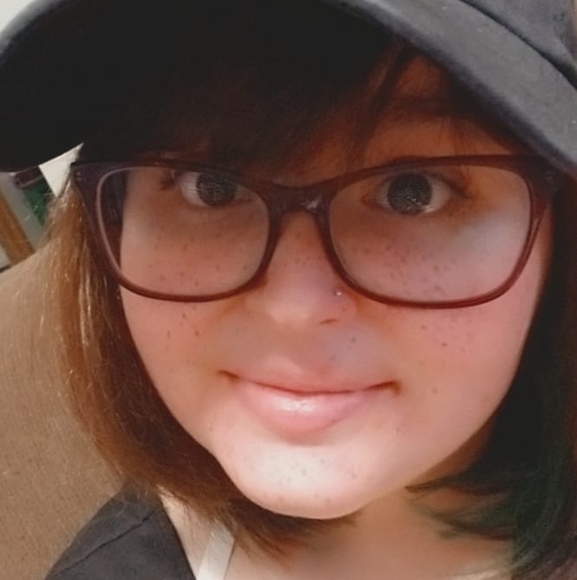 Meet your Posher, Rachel - Picture 1 of 1